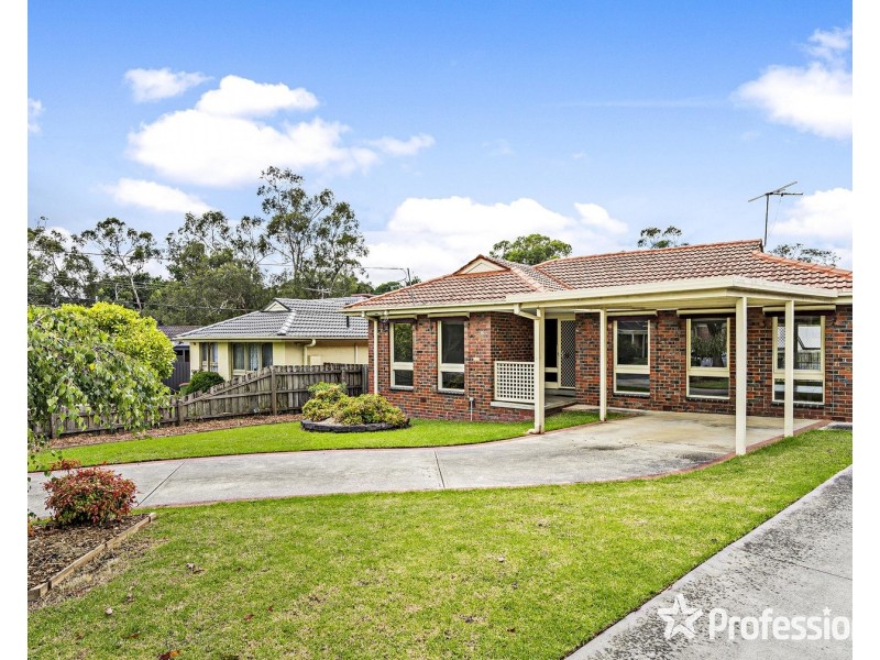 36 Pembroke Road, Mooroolbark VIC 3138