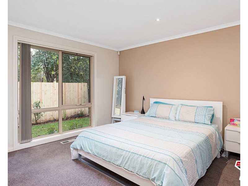 2/73 Cardigan Road, Mooroolbark VIC 3138