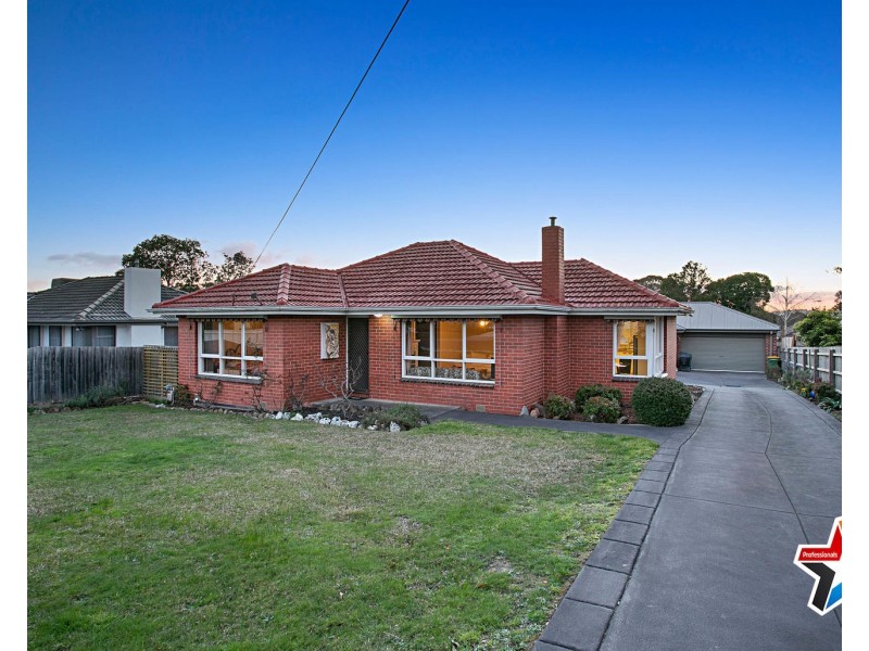 7 Geoffrey Drive, Kilsyth VIC 3137