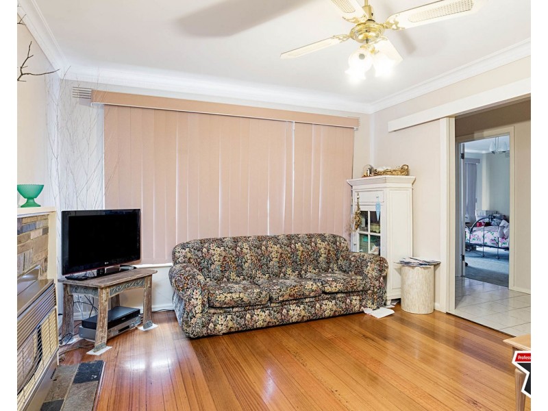 7 Geoffrey Drive, Kilsyth VIC 3137