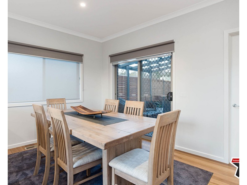 28 Wallace Way, Mooroolbark VIC 3138