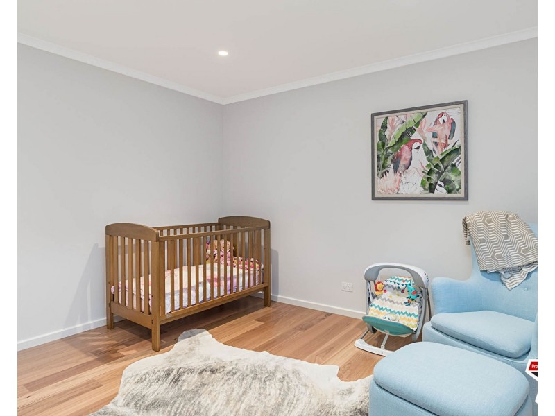 28 Wallace Way, Mooroolbark VIC 3138