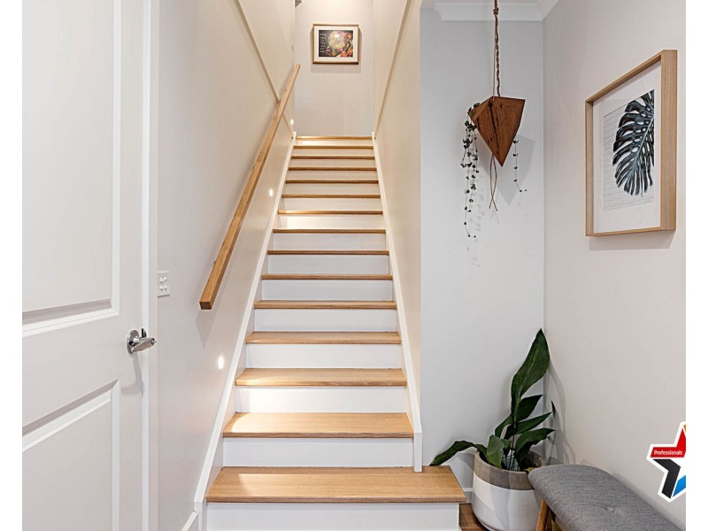 28 Wallace Way, Mooroolbark VIC 3138