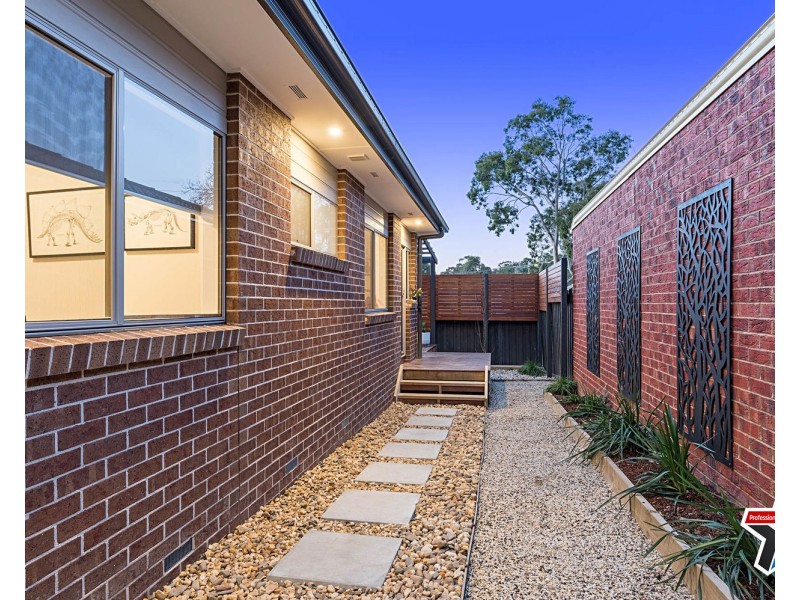28 Wallace Way, Mooroolbark VIC 3138