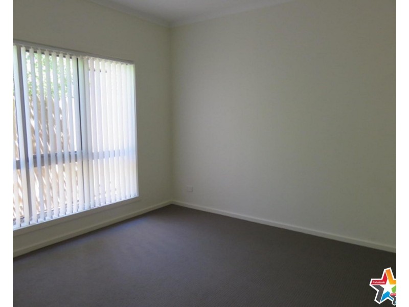3/45 Newman Road, Croydon VIC 3136