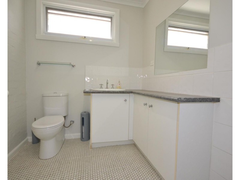 1/11-13 Ramsay Street, Bayswater North VIC 3153