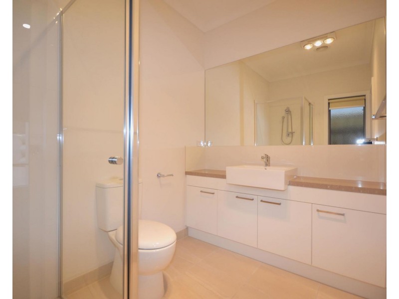 3/11 Saxon Drive, Mooroolbark VIC 3138