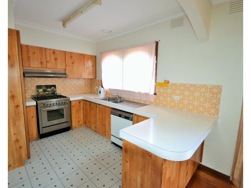 20 Autumn Grove, Mooroolbark VIC 3138