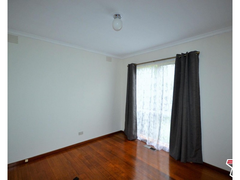 20 Autumn Grove, Mooroolbark VIC 3138