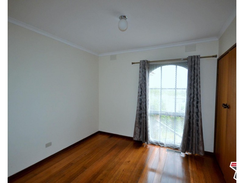 20 Autumn Grove, Mooroolbark VIC 3138