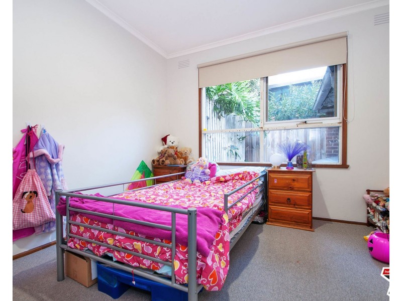 18 Bellara Drive, Mooroolbark VIC 3138