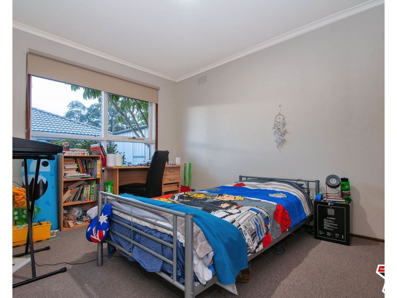 18 Bellara Drive, Mooroolbark VIC 3138