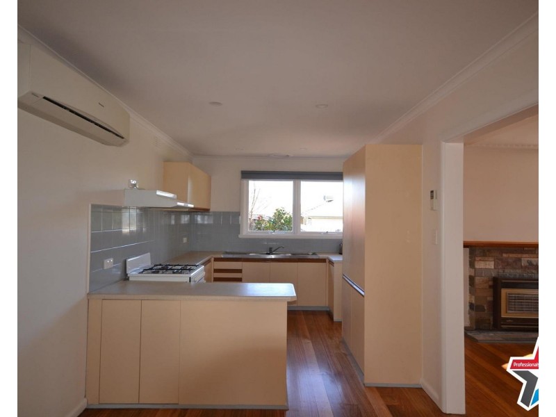 1/14 Sheldon Avenue, Mooroolbark VIC 3138