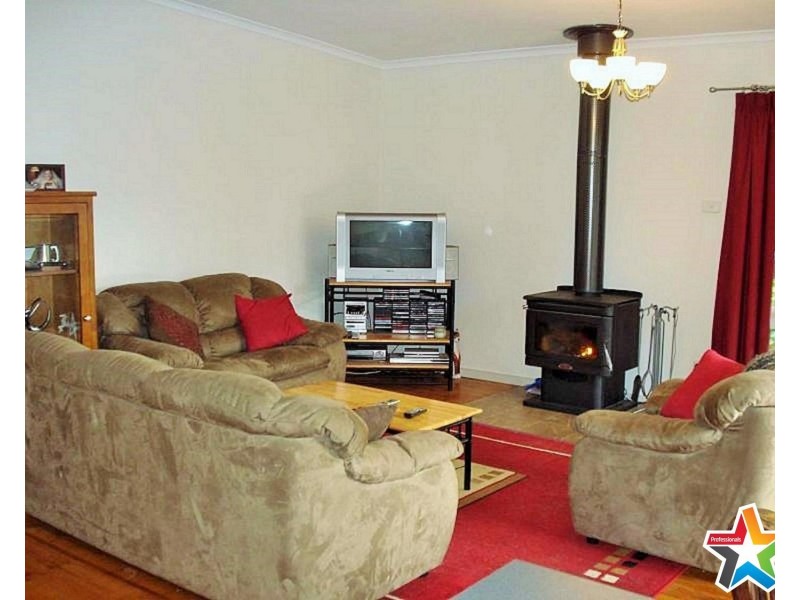 7 Scenic Crescent, Kalorama VIC 3766