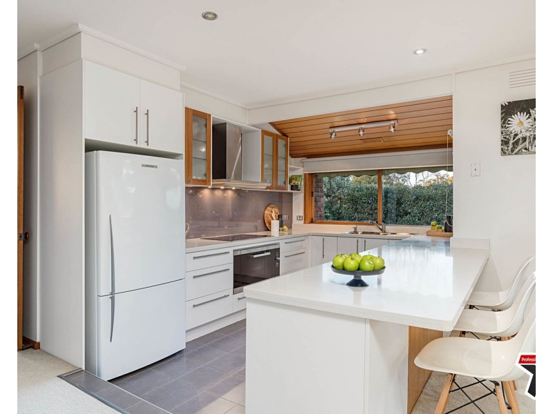 4 The Wallaby Run, Chirnside Park VIC 3116