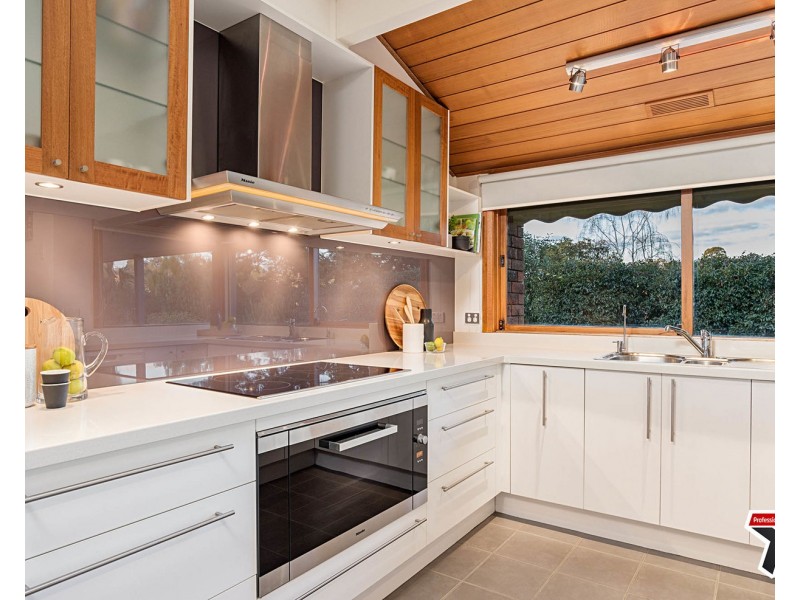 4 The Wallaby Run, Chirnside Park VIC 3116