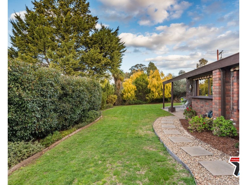 4 The Wallaby Run, Chirnside Park VIC 3116