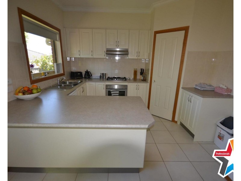2/53 Mangans Road, Lilydale VIC 3140