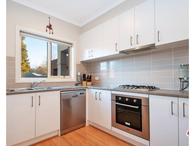 2/17 Morelle Court, Mooroolbark VIC 3138
