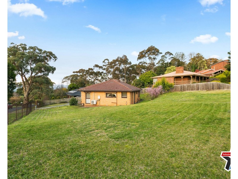 20 Parkvalley Drive, Chirnside Park VIC 3116