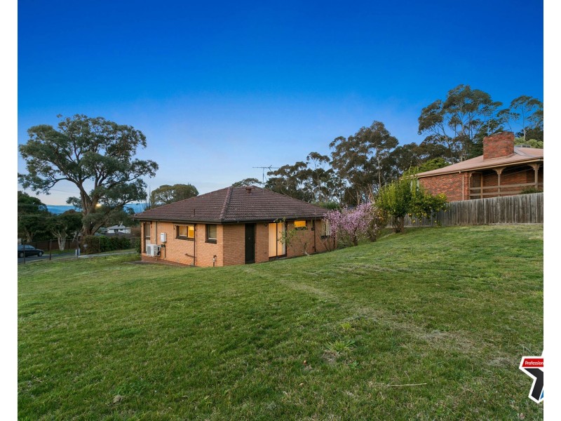 20 Parkvalley Drive, Chirnside Park VIC 3116