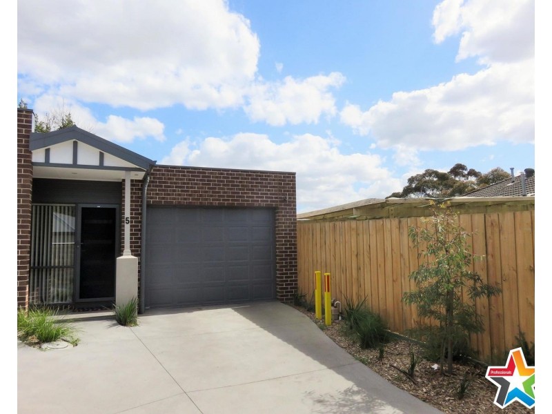 5/45 Newman Road, Croydon VIC 3136