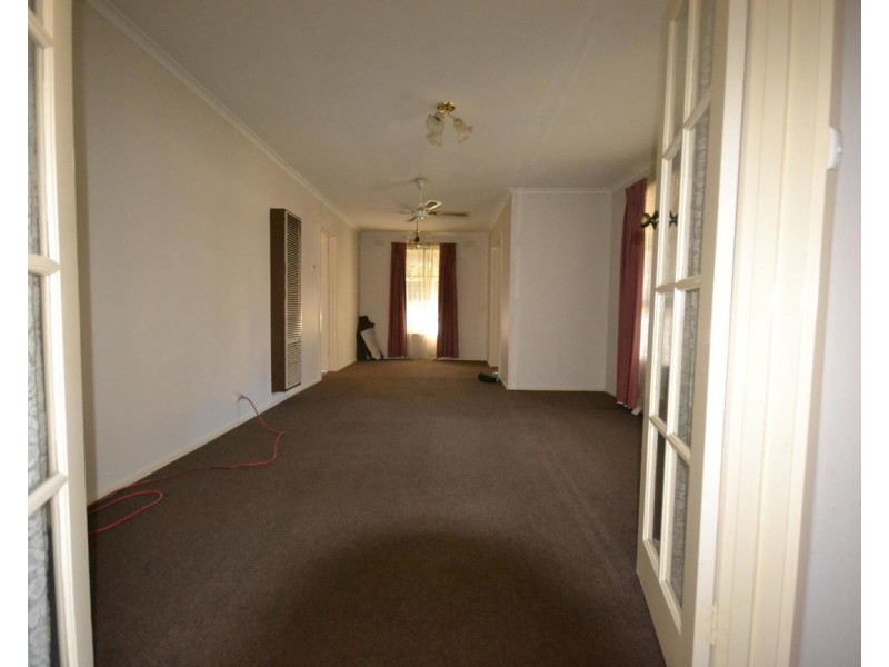 91 Hawthory Road, Kilsyth VIC 3137