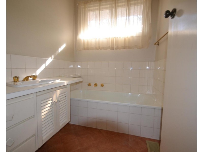 91 Hawthory Road, Kilsyth VIC 3137