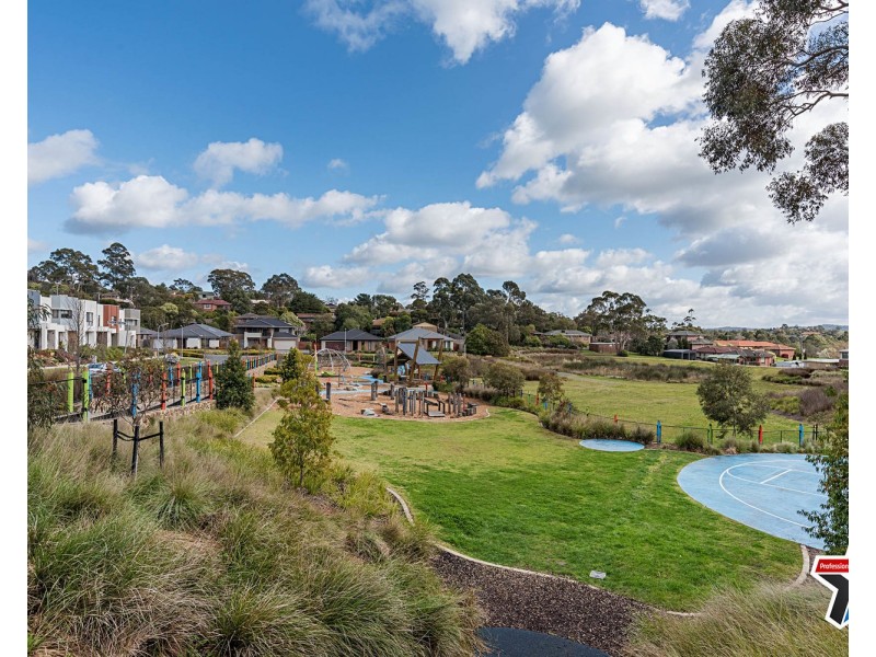 5 Outlook Drive, Chirnside Park VIC 3116