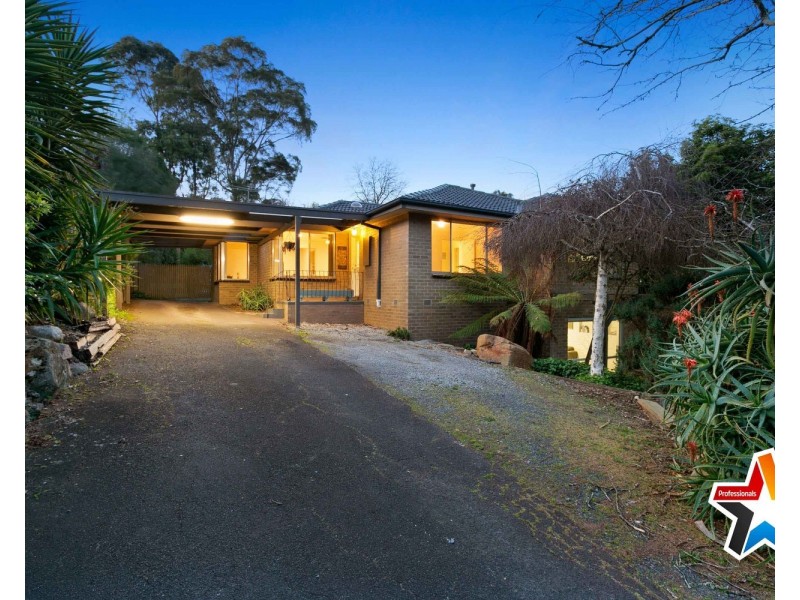 27 Orrong Road, Mooroolbark VIC 3138