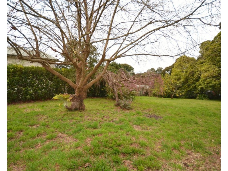 27 Channel Road, Mount Evelyn VIC 3796