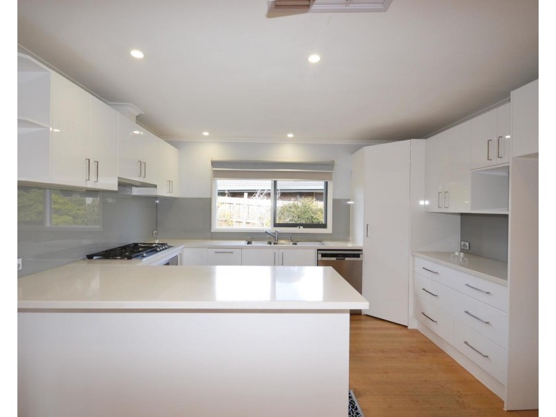 10 Coachmans Court, Chirnside Park VIC 3116