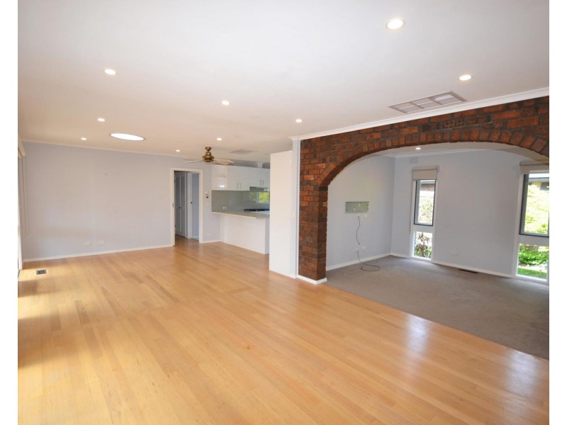 10 Coachmans Court, Chirnside Park VIC 3116