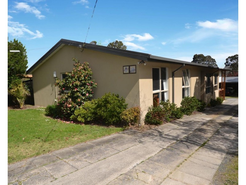 17 Monomeith Street, Mooroolbark VIC 3138