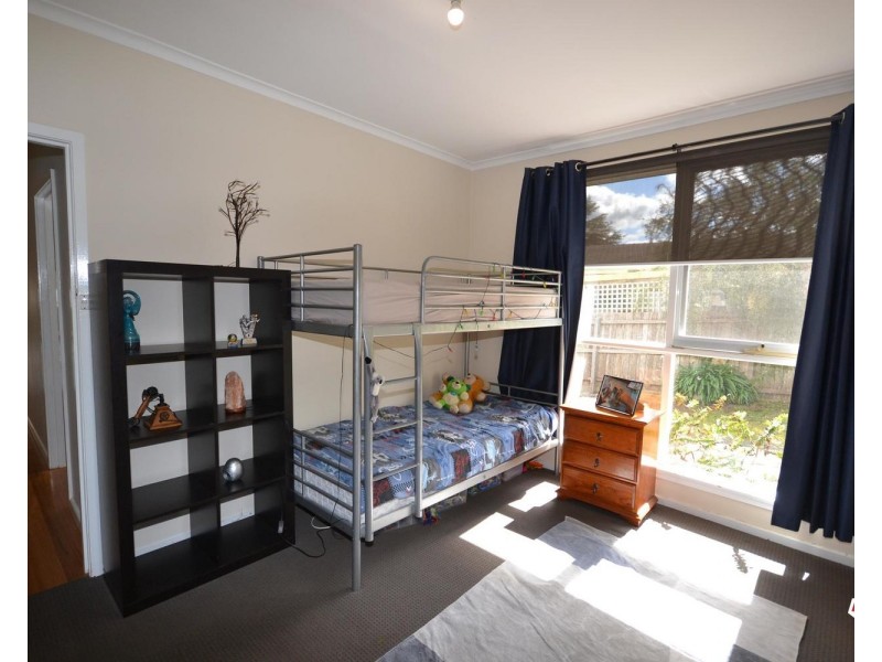 17 Monomeith Street, Mooroolbark VIC 3138