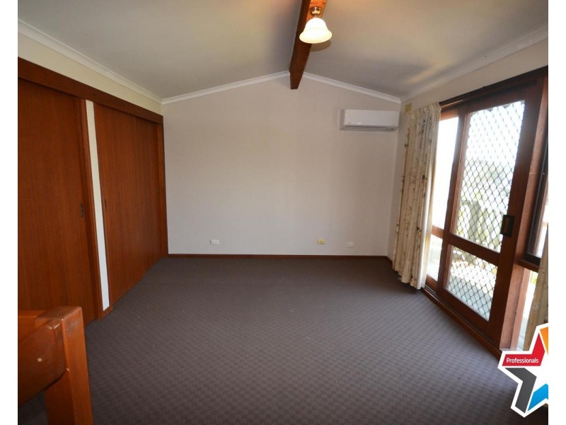 38 Roseman Road, Chirnside Park VIC 3116