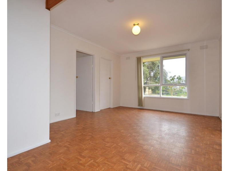 21 Neville Street, Mooroolbark VIC 3138