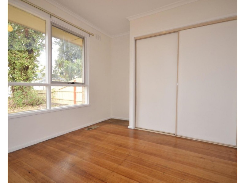 21 Neville Street, Mooroolbark VIC 3138