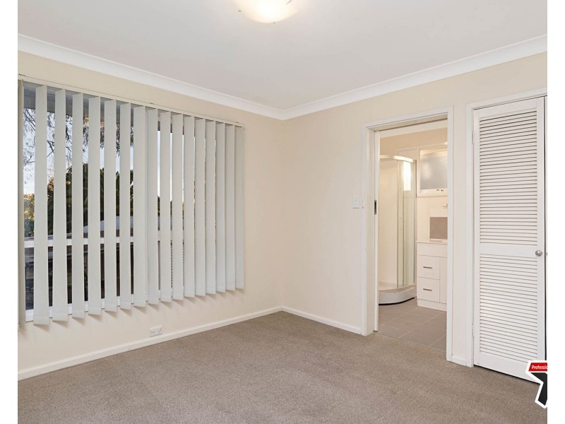 30 Cambridge Road, Mooroolbark VIC 3138