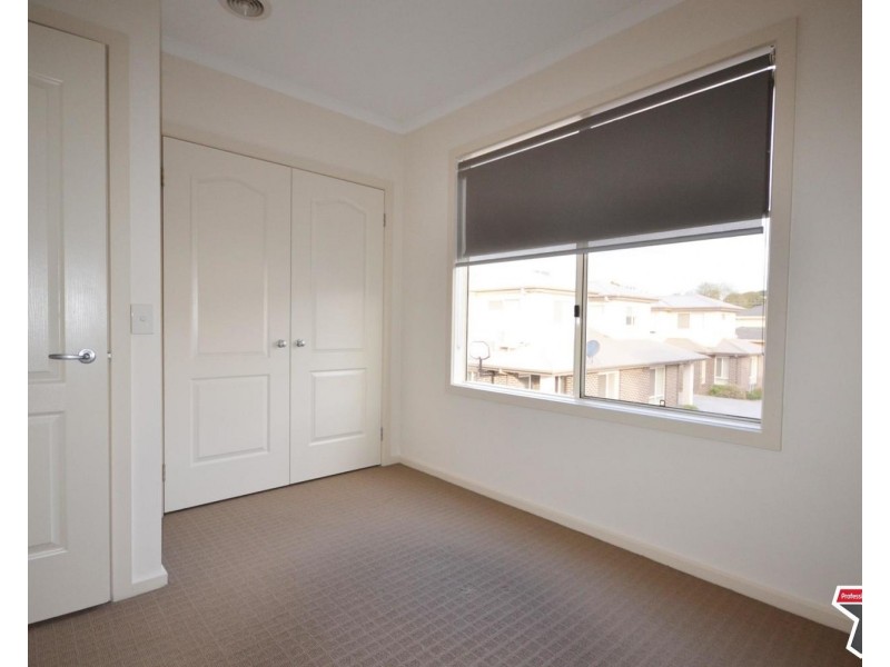 5/15-17 Manchester Road, Mooroolbark VIC 3138