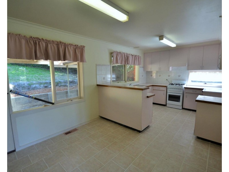 44 Irvine Street, Mount Evelyn VIC 3796