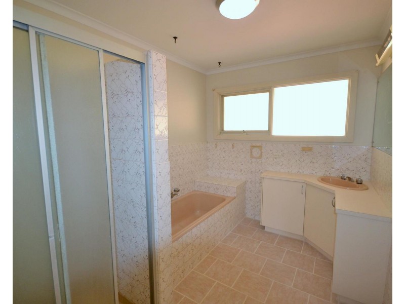 44 Irvine Street, Mount Evelyn VIC 3796