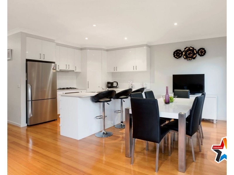 3 Campbell Street, Mooroolbark VIC 3138