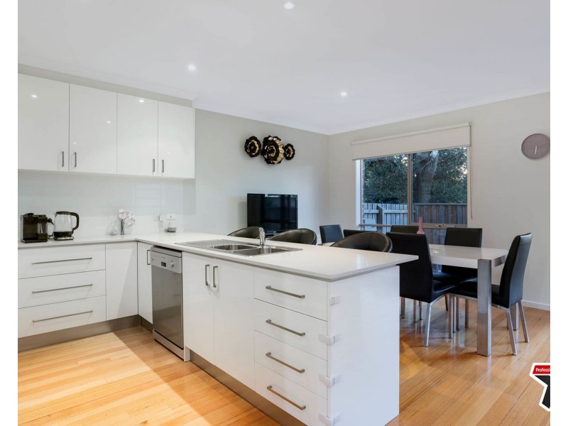 3 Campbell Street, Mooroolbark VIC 3138