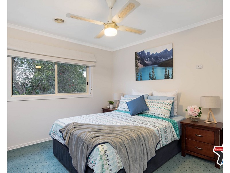 14 Maralee Drive, Mooroolbark VIC 3138