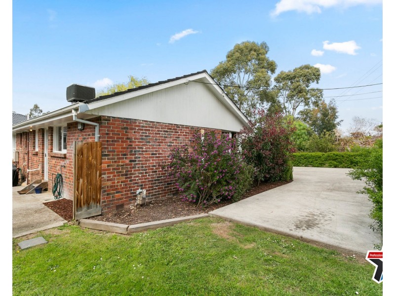 410 Hull Road, Mooroolbark VIC 3138