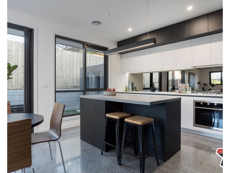 26 Reay Road, Mooroolbark VIC 3138