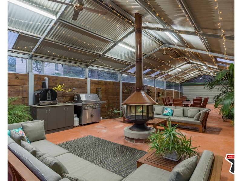 45-49 Moore Avenue, Montrose VIC 3765