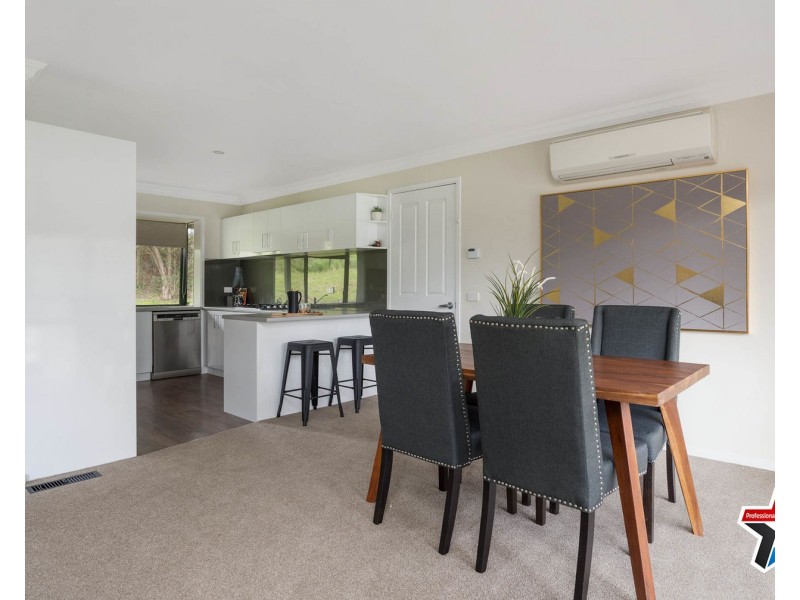 45-49 Moore Avenue, Montrose VIC 3765