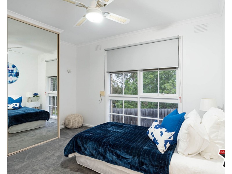 7 Iris Court, Mooroolbark VIC 3138